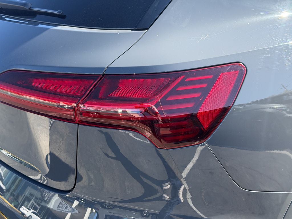 2024 Audi Q8 e-tron Premium Plus quattro