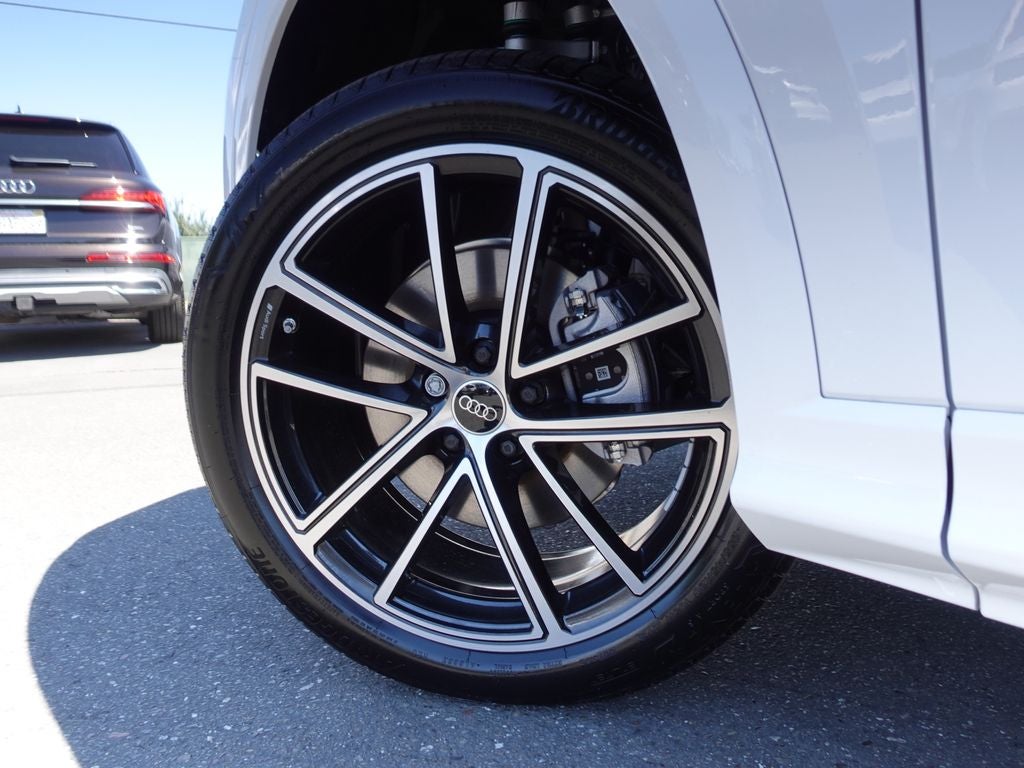 2026 Audi Q5 2.0T Premium Plus quattro