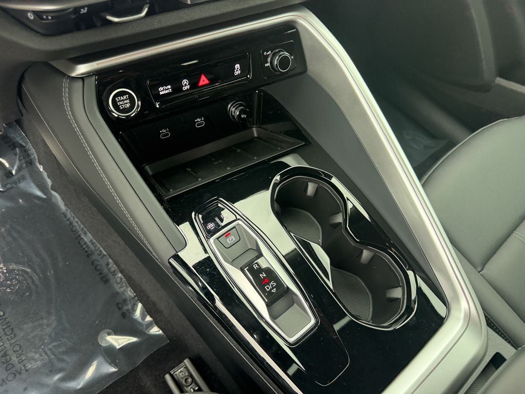 2026 Audi Q5 2.0T Premium Plus quattro