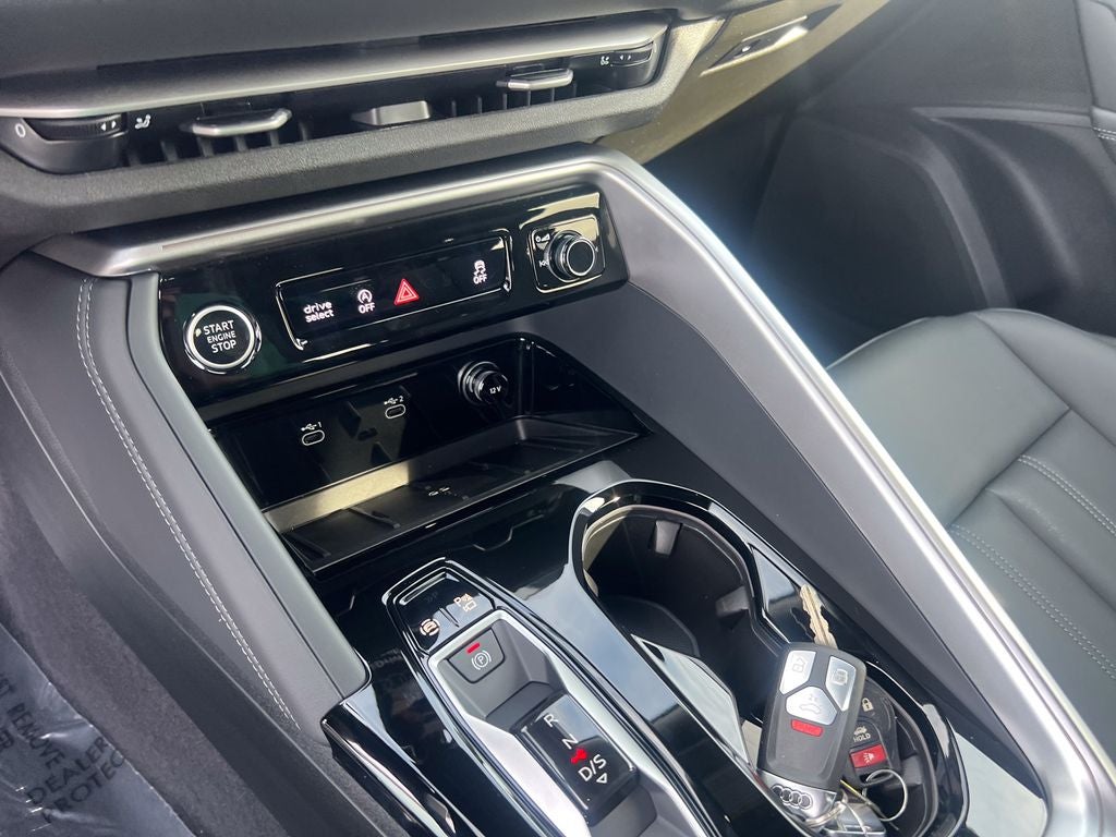 2026 Audi Q5 2.0T Premium Plus quattro