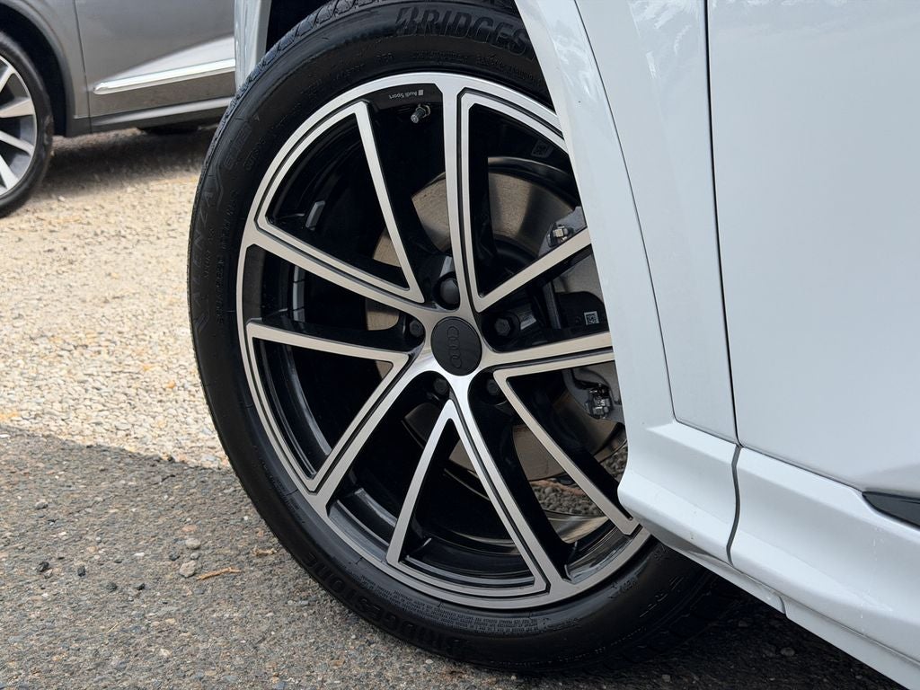 2026 Audi Q5 2.0T Premium Plus quattro
