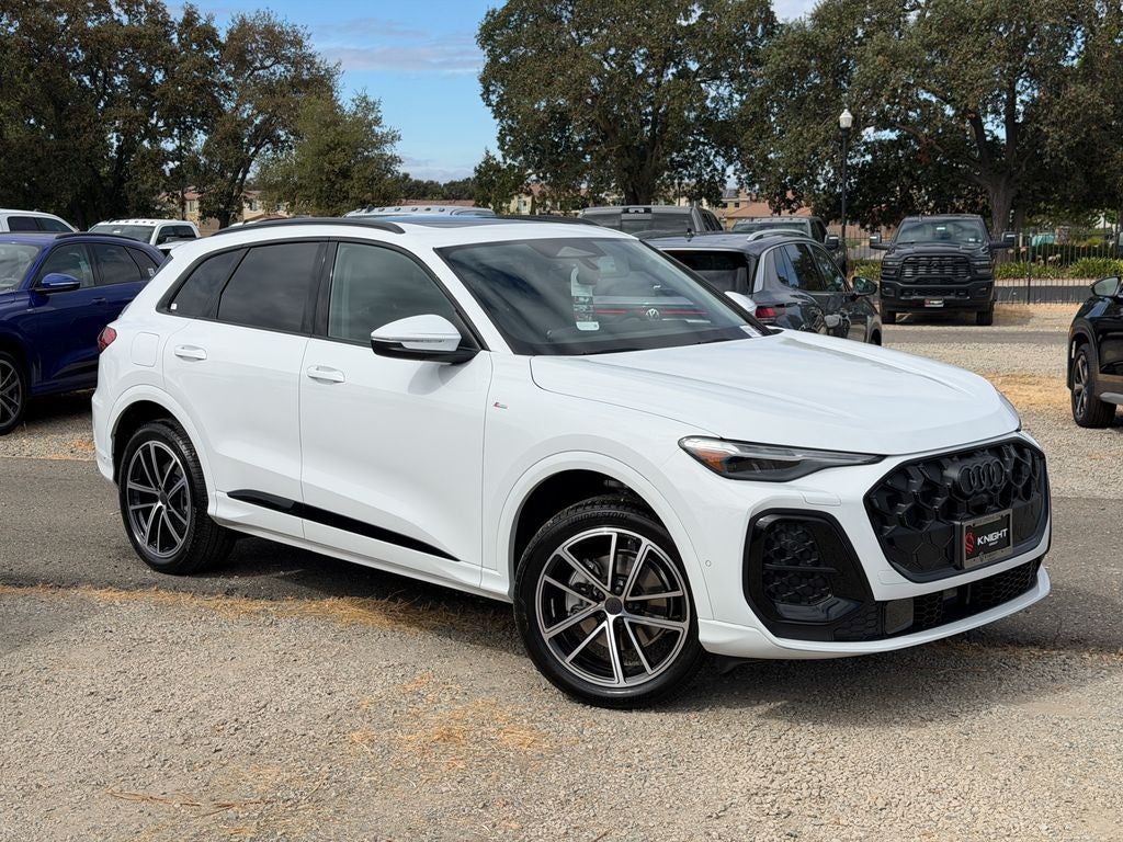 2026 Audi Q5 2.0T Premium Plus quattro
