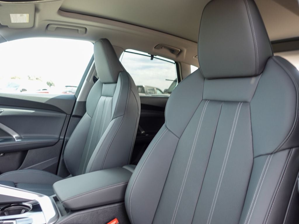 2026 Audi Q5 2.0T Premium Plus quattro