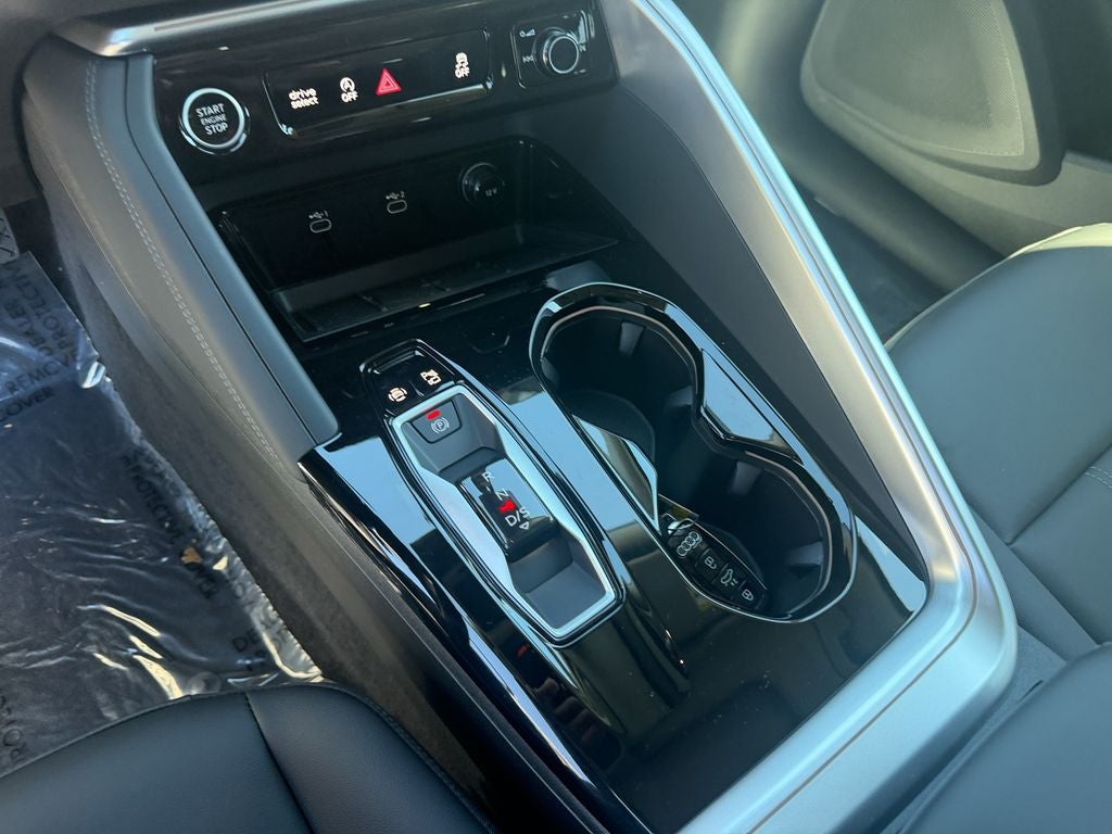 2026 Audi Q5 2.0T Premium Plus quattro