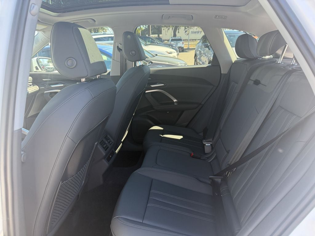 2026 Audi Q5 2.0T Premium Plus quattro