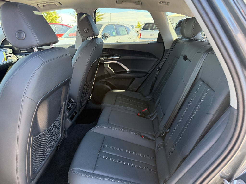2026 Audi Q5 2.0T Premium Plus quattro