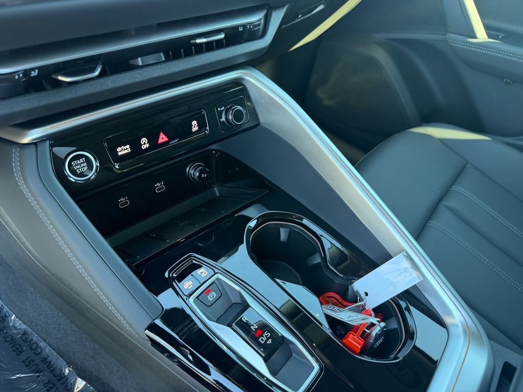 2026 Audi Q5 2.0T Premium Plus quattro