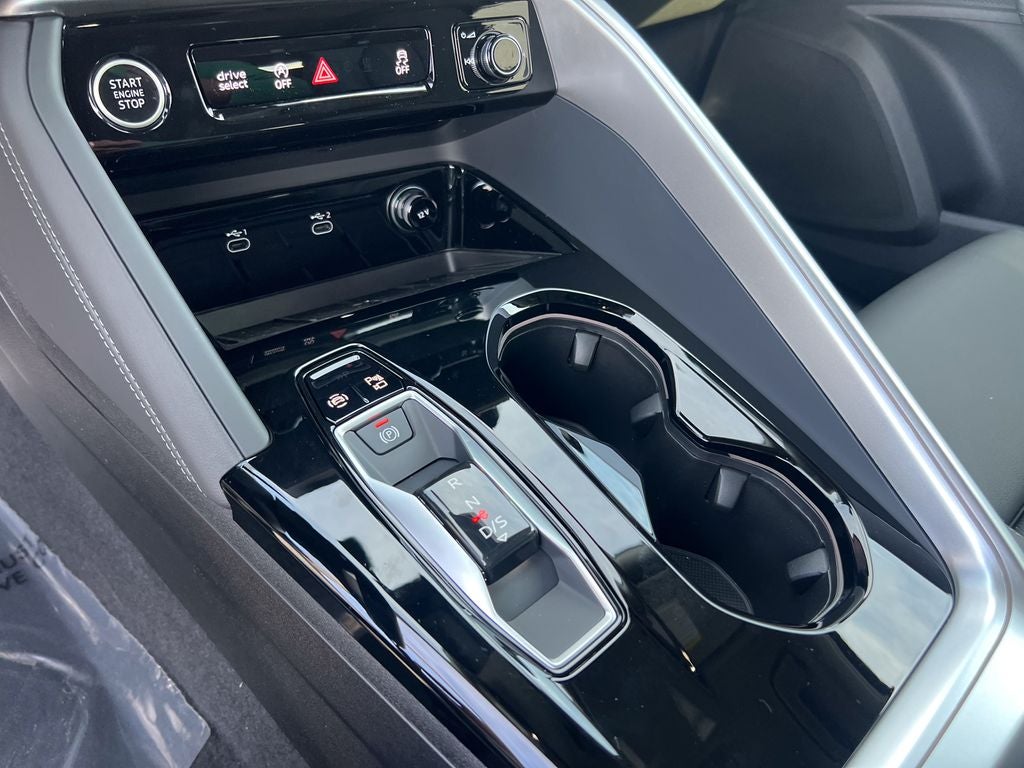 2026 Audi Q5 2.0T Premium Plus quattro