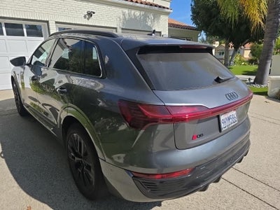 2024 Audi Q8 e-tron Prestige quattro