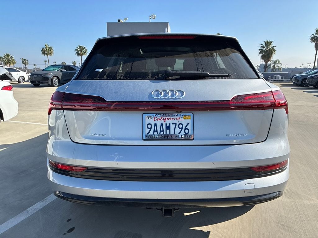 2022 Audi e-tron Premium quattro