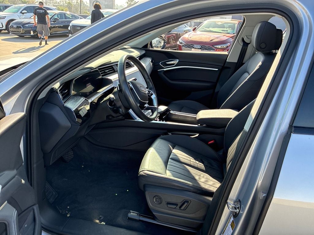 2022 Audi e-tron Premium quattro