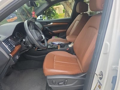 2023 Audi Q5 40 Premium quattro