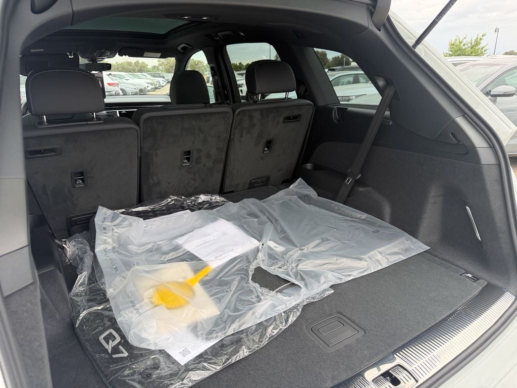 2026 Audi Q7 45 Premium quattro