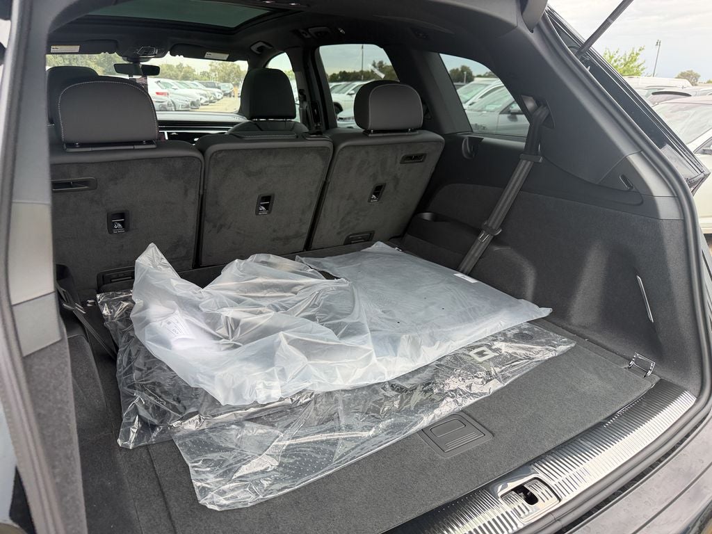2026 Audi Q7 45 Premium quattro