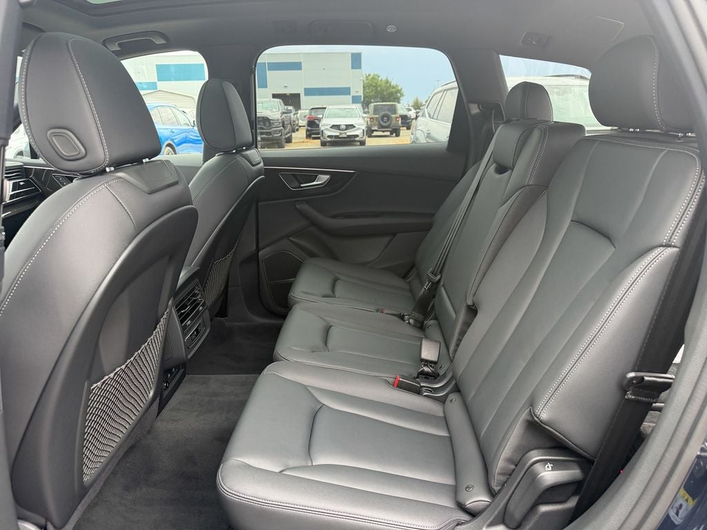 2026 Audi Q7 45 Premium quattro