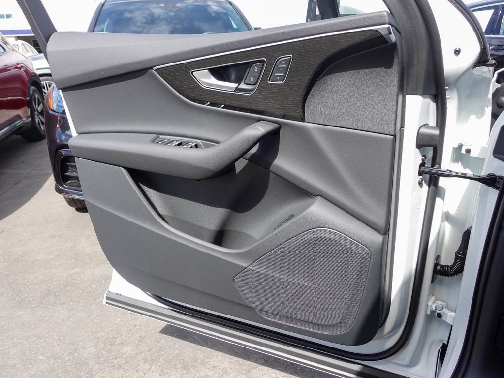 2026 Audi Q7 45 Premium quattro