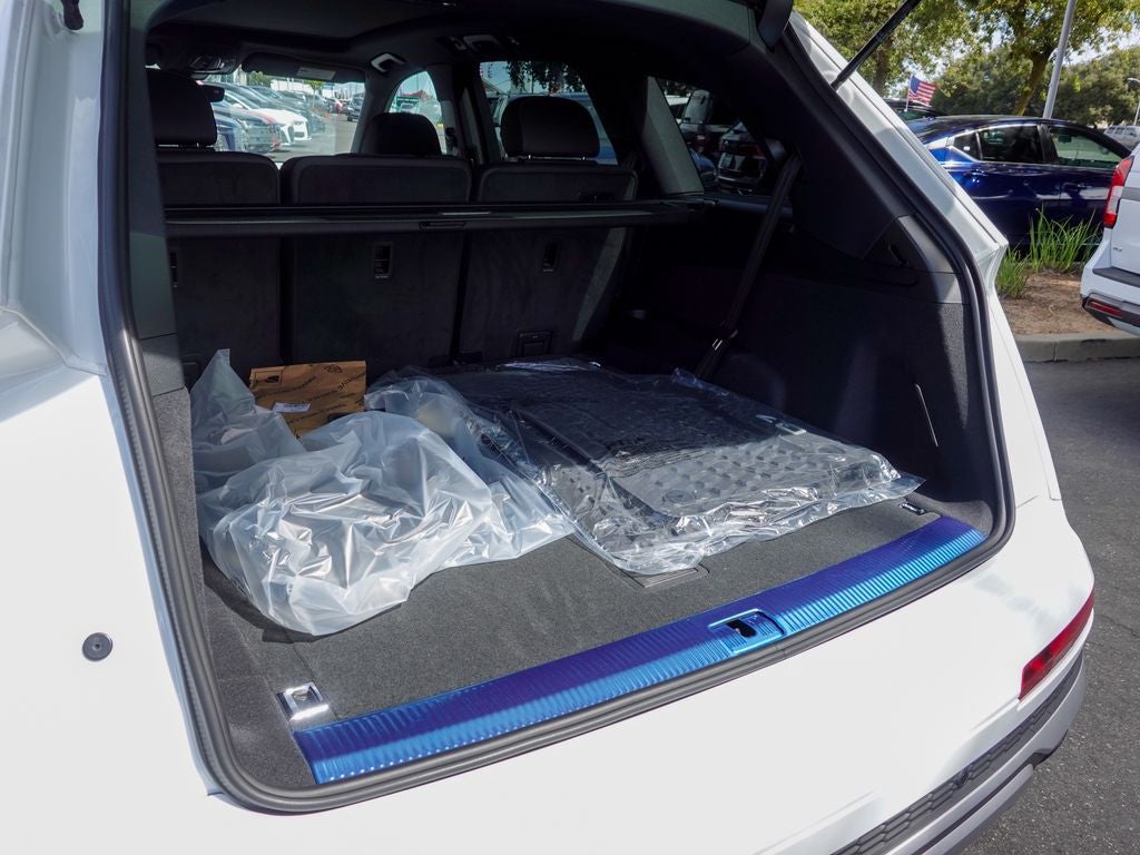 2026 Audi Q7 45 Premium quattro