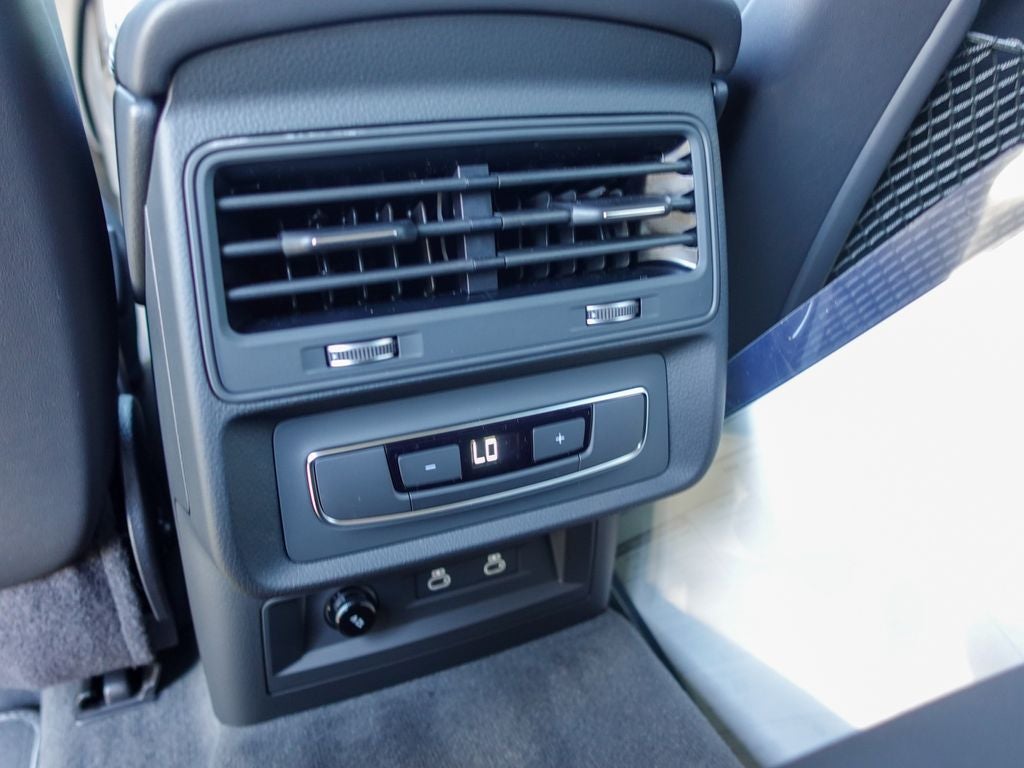 2026 Audi Q7 45 Premium quattro