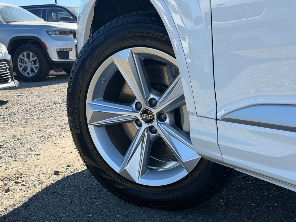 2026 Audi Q7 45 Premium quattro