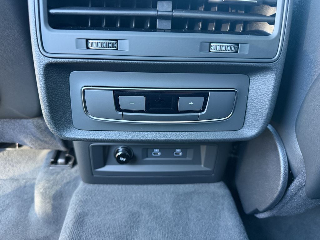 2026 Audi Q7 45 Premium quattro