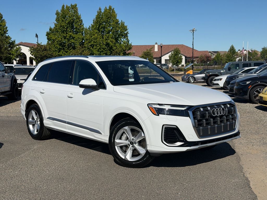 2026 Audi Q7 45 Premium quattro
