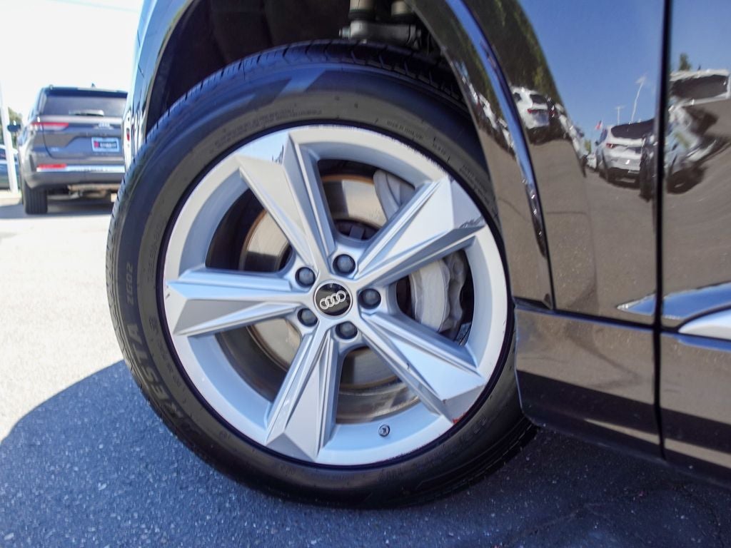 2023 Audi Q7 45 Premium quattro