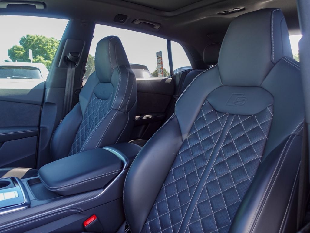 2024 Audi SQ8 4.0T Premium Plus quattro