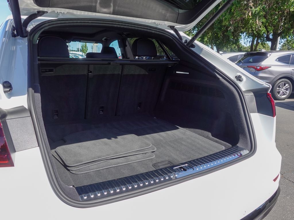 2024 Audi SQ8 4.0T Premium Plus quattro