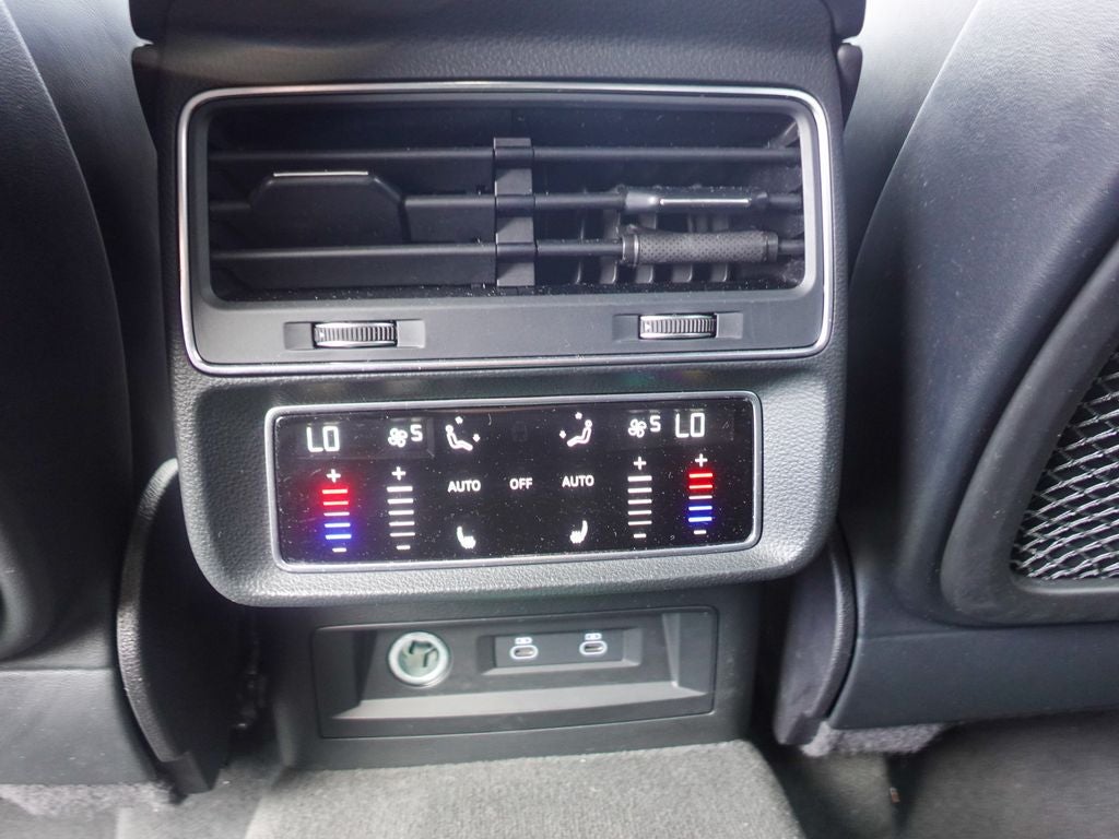 2023 Audi SQ8 4.0T Premium Plus quattro