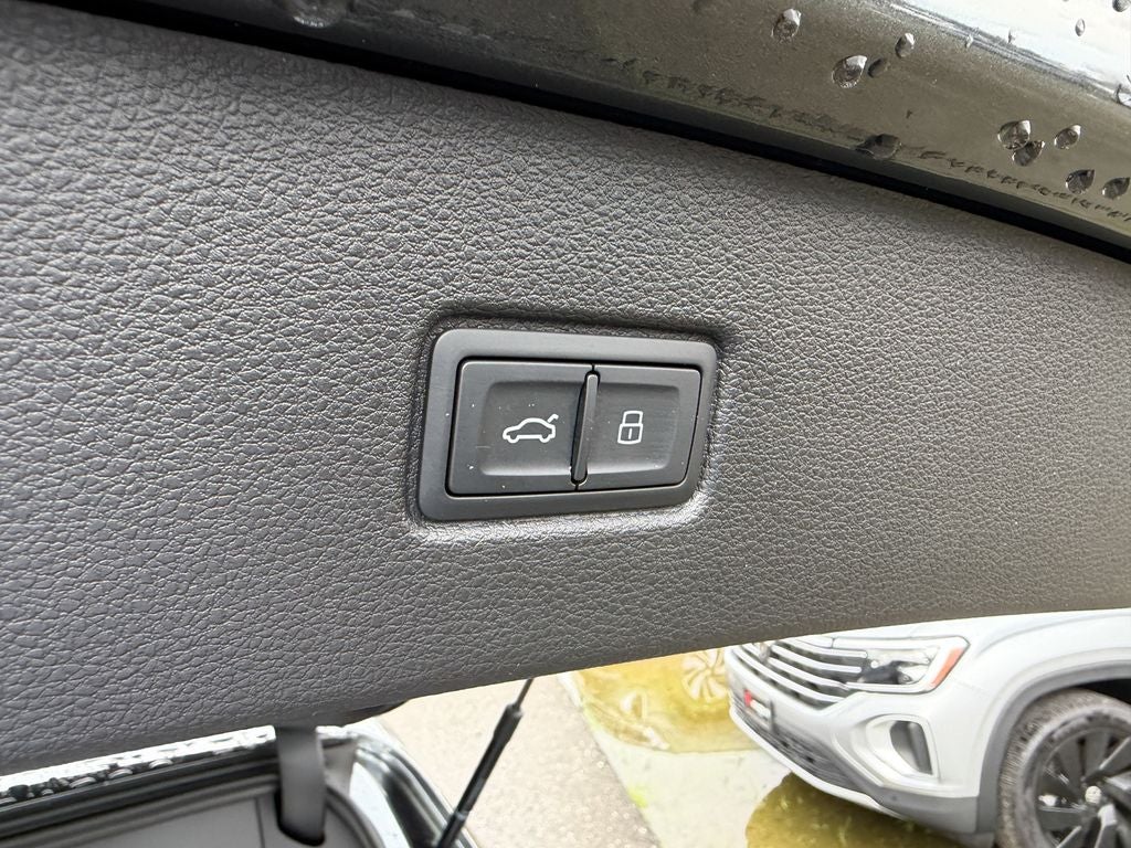 2026 Audi SQ7 Premium Plus quattro