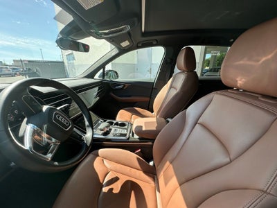 2023 Audi Q7 55 Premium quattro