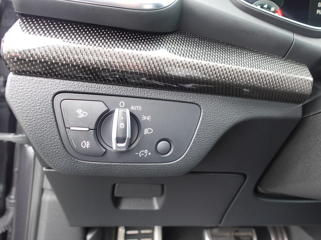 2022 Audi SQ5 Premium Plus quattro