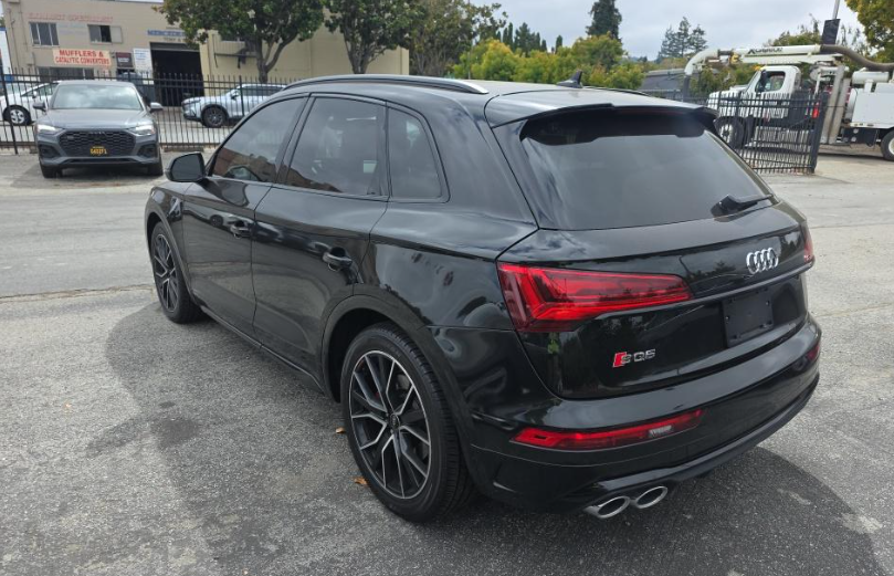 2023 Audi SQ5 Premium Plus quattro