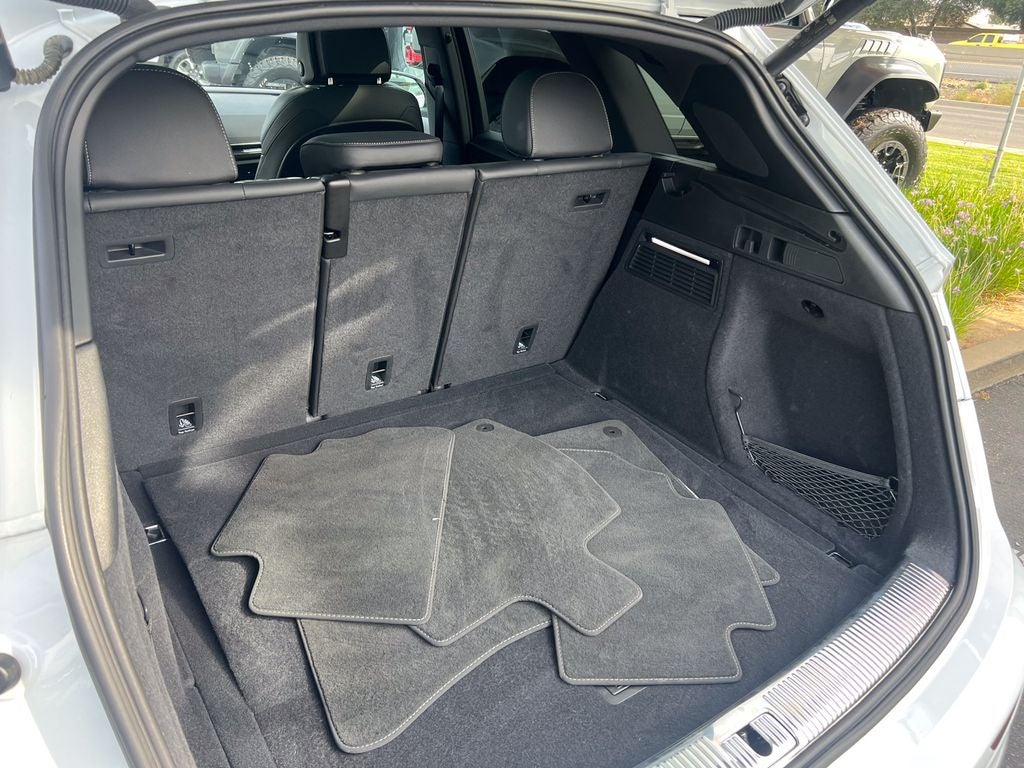 2024 Audi SQ5 Premium Plus quattro