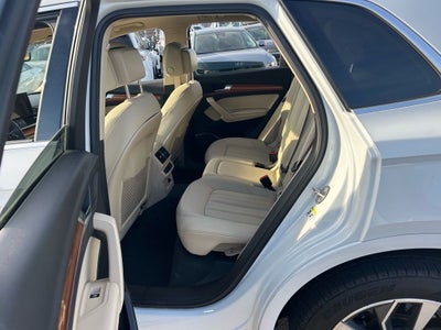 2021 Audi Q5 45 Premium Plus quattro