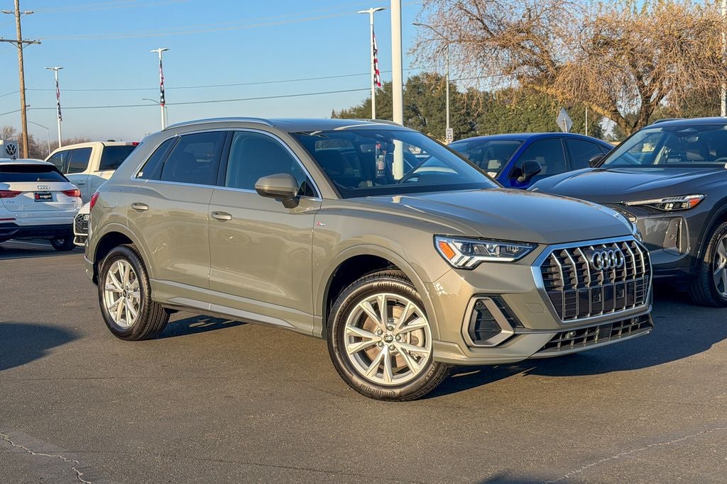 2025 Audi Q3 Premium S Line quattro