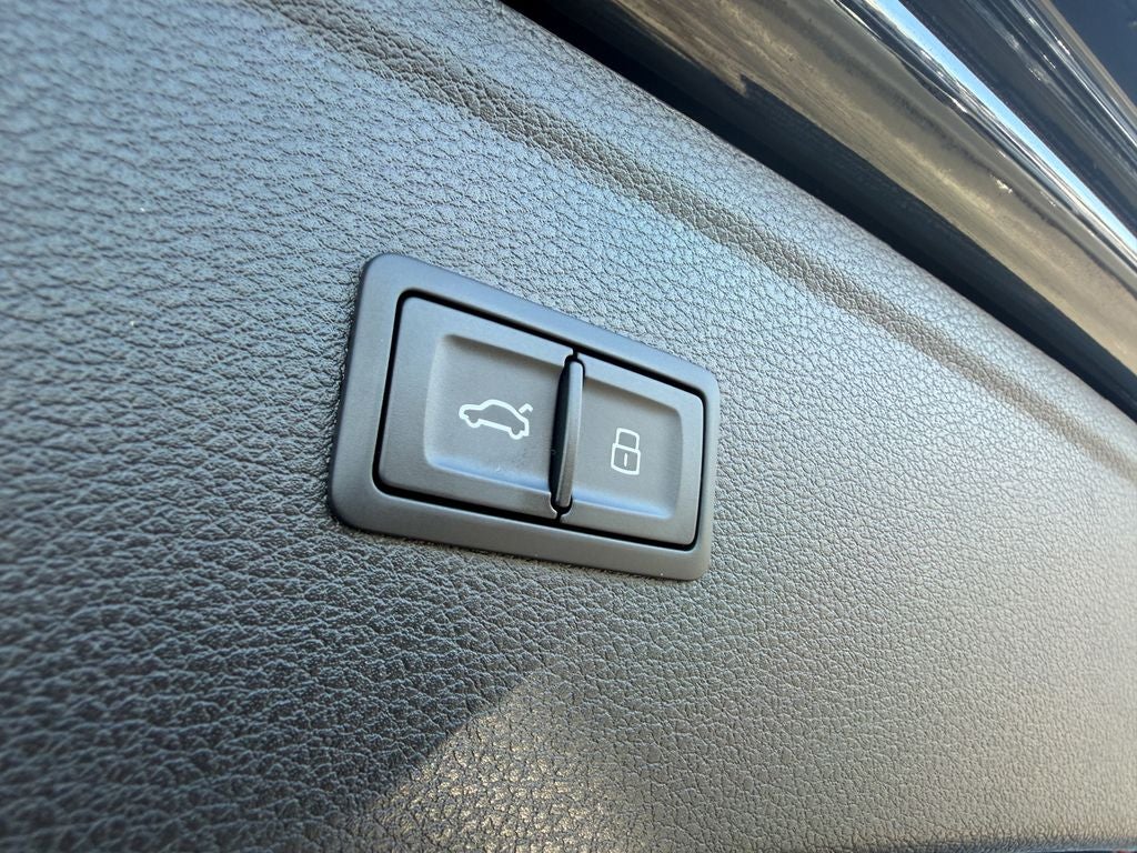 2023 Audi Q5 e 55 Premium Plus S Line