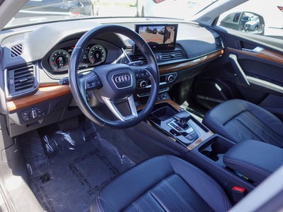 2023 Audi Q5 45 S line Premium quattro