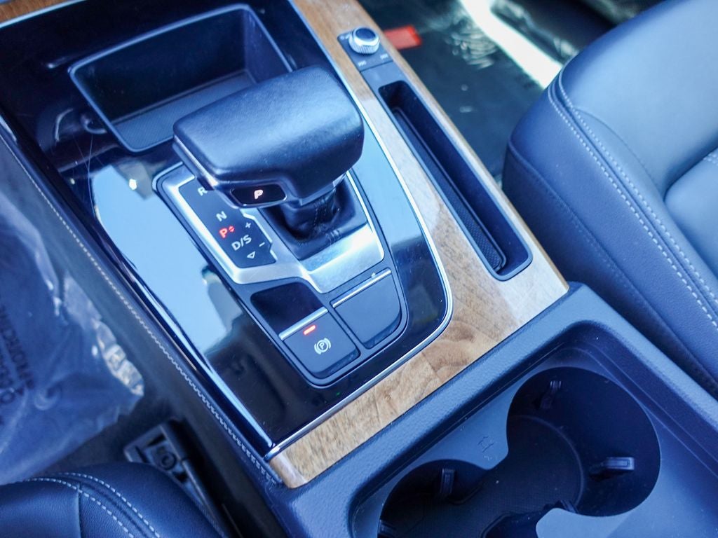 2023 Audi Q5 45 S line Premium quattro