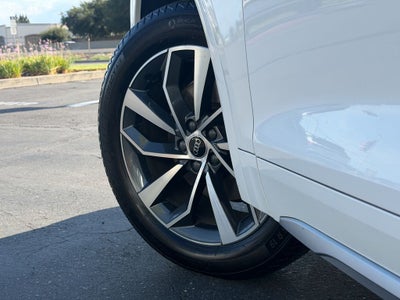 2023 Audi Q5 45 S line Premium quattro