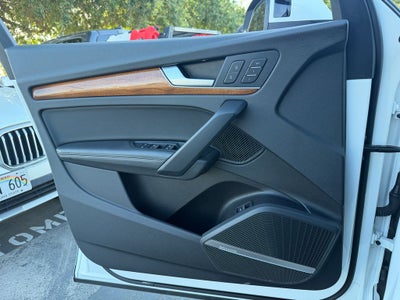 2023 Audi Q5 45 S line Premium quattro