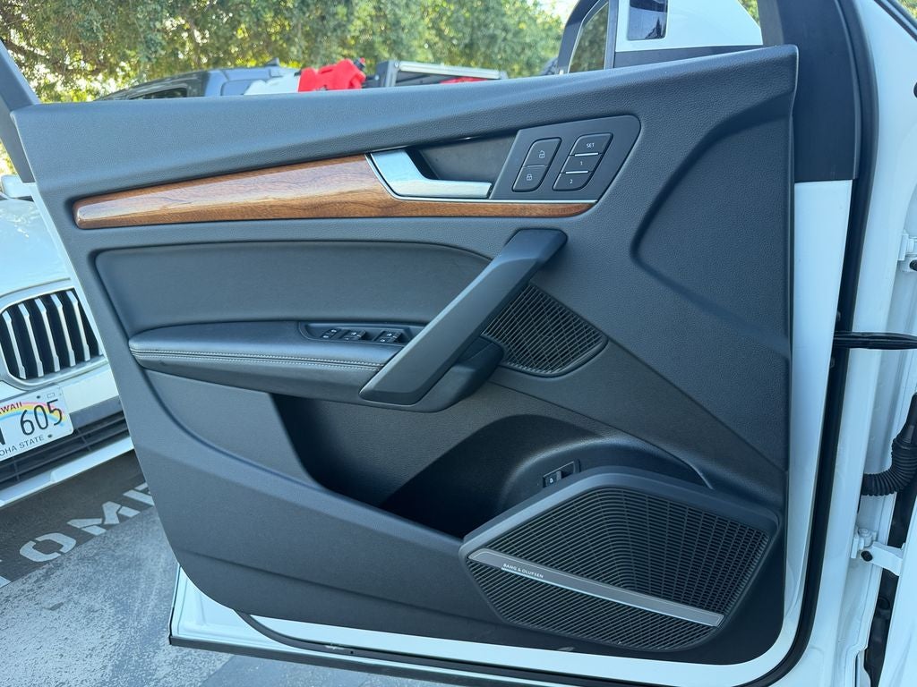 2023 Audi Q5 45 S line Premium quattro