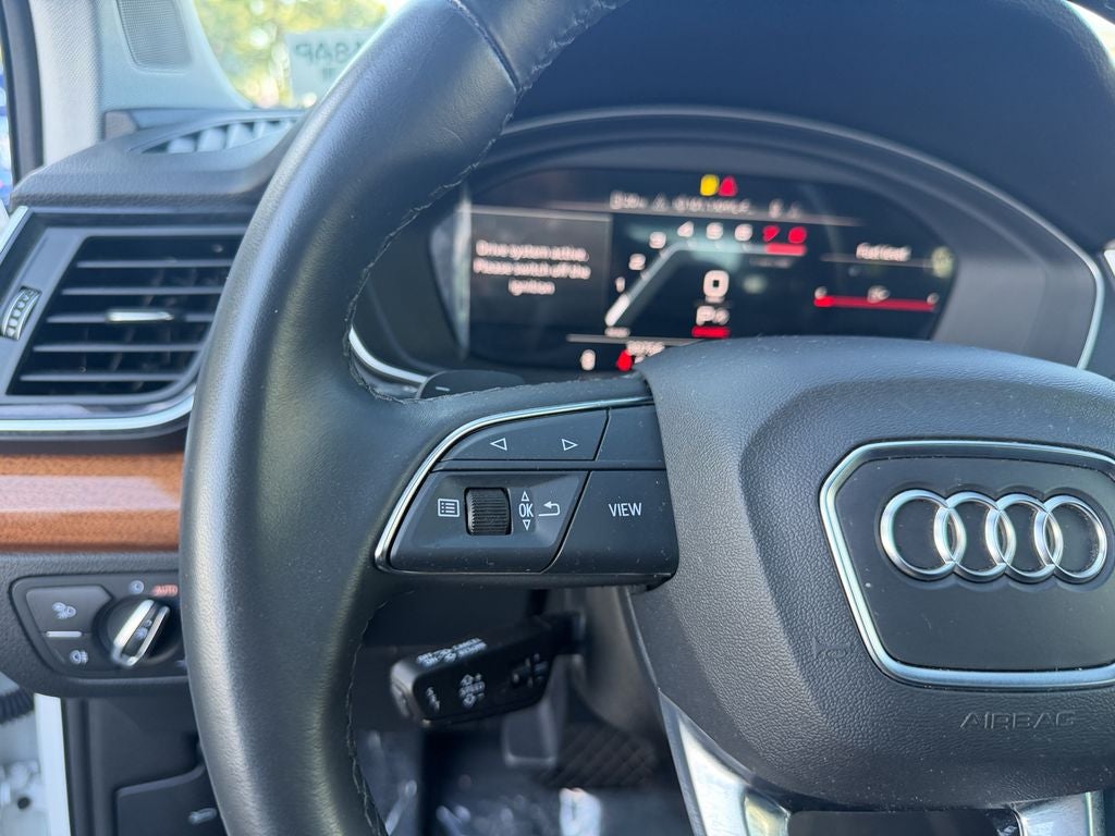 2023 Audi Q5 45 S line Premium quattro