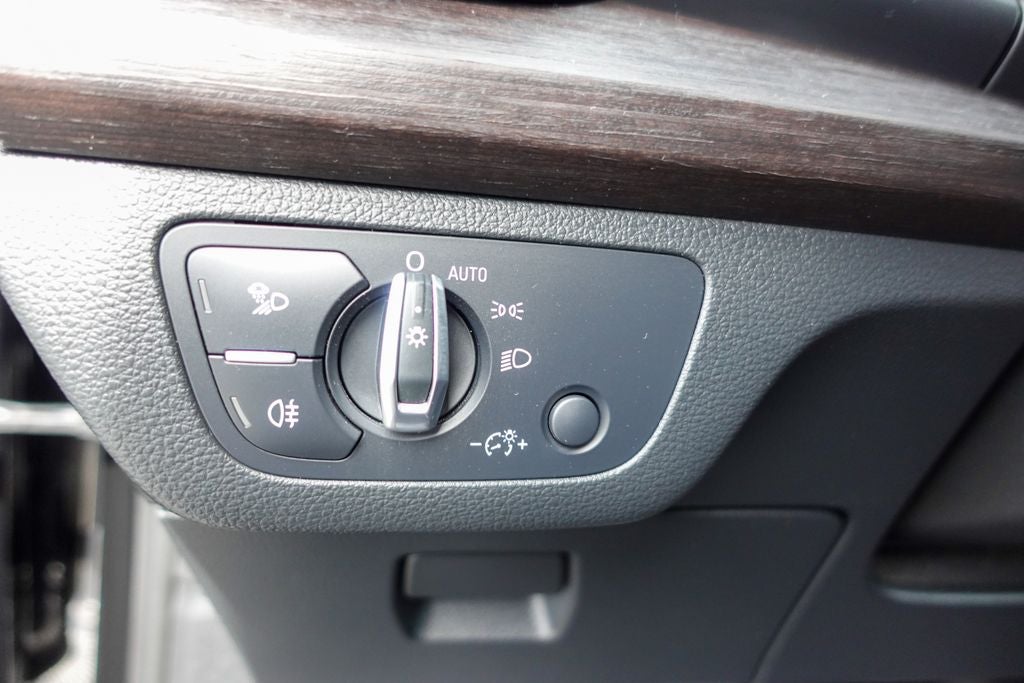 2024 Audi Q5 45 S line Premium quattro