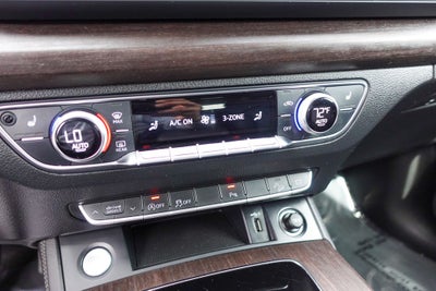 2024 Audi Q5 45 S line Premium quattro