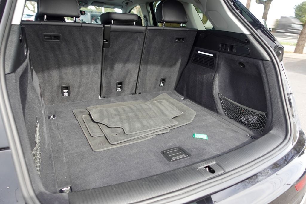 2024 Audi Q5 45 S line Premium quattro