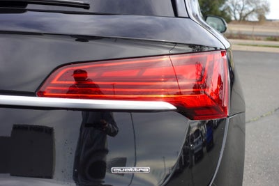 2024 Audi Q5 45 S line Premium quattro