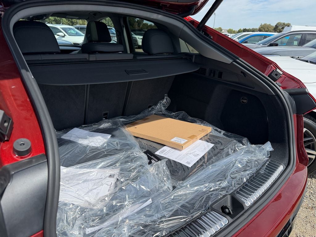 2026 Audi Q5 2.0T Premium Plus quattro
