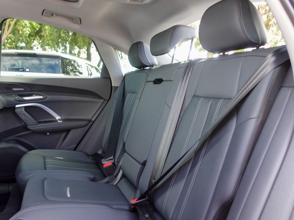 2026 Audi Q5 2.0T Premium Plus quattro