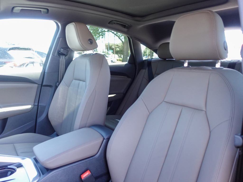 2026 Audi Q5 2.0T Premium Plus quattro